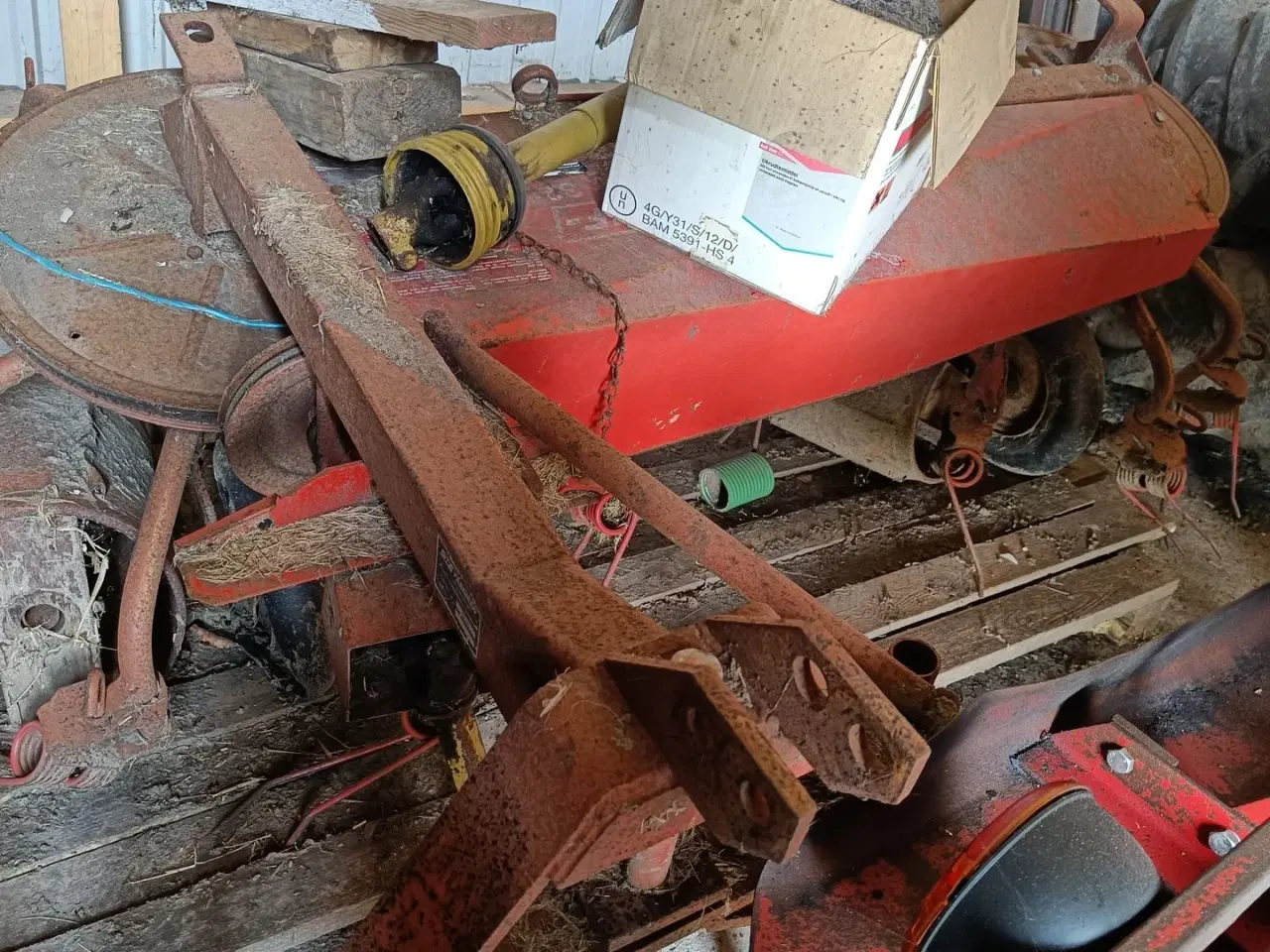 Billede 4 - - - - Rive /vender JF 320