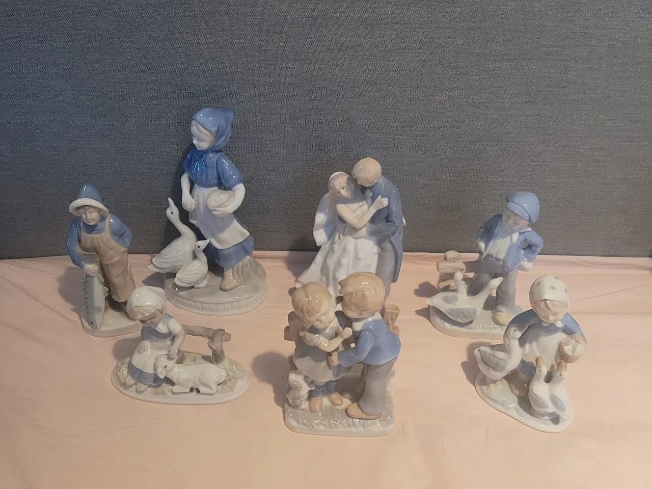 Billede 1 - Porcelæn figur 7 stk samlet pris 