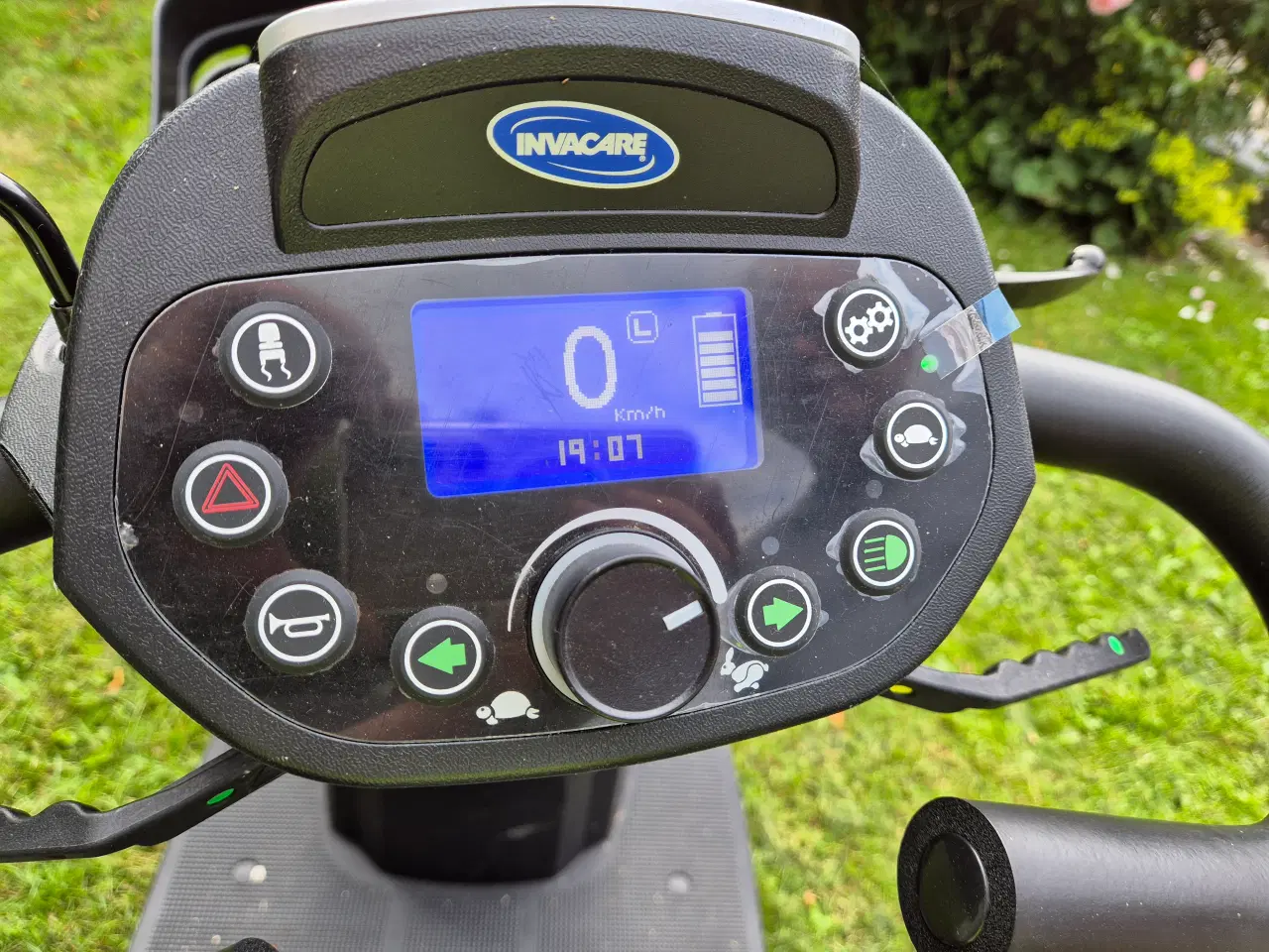 Billede 3 - El-scooter Orion Pro sølvfarvet sælges.