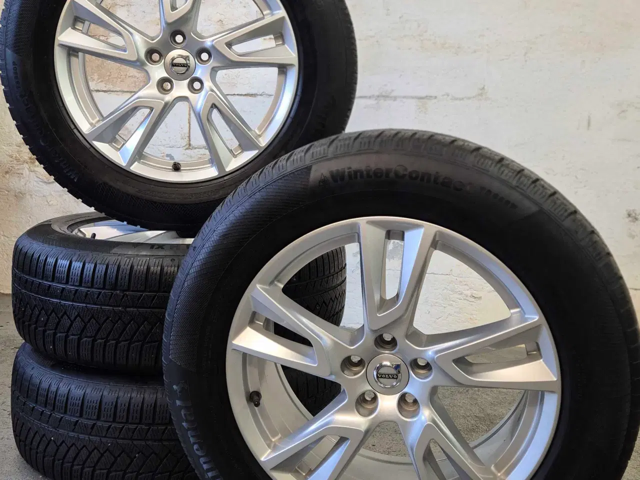 Billede 1 - VOLVO XC60 ORIGINAL ALUFÆLGE MED VINTERDÆK 