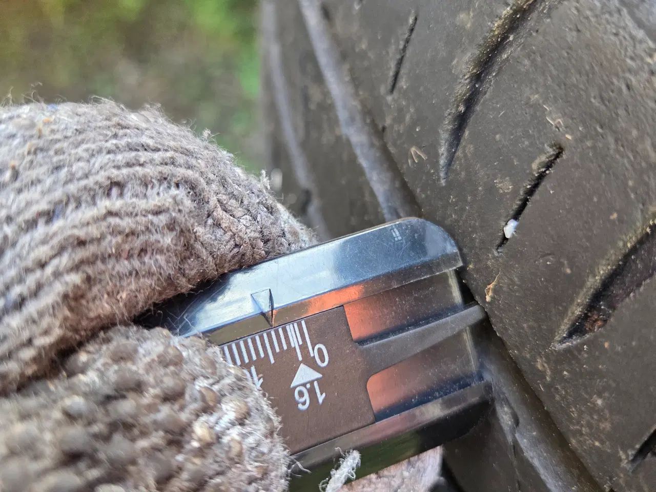 Billede 5 - Peugeot fælge med dæk