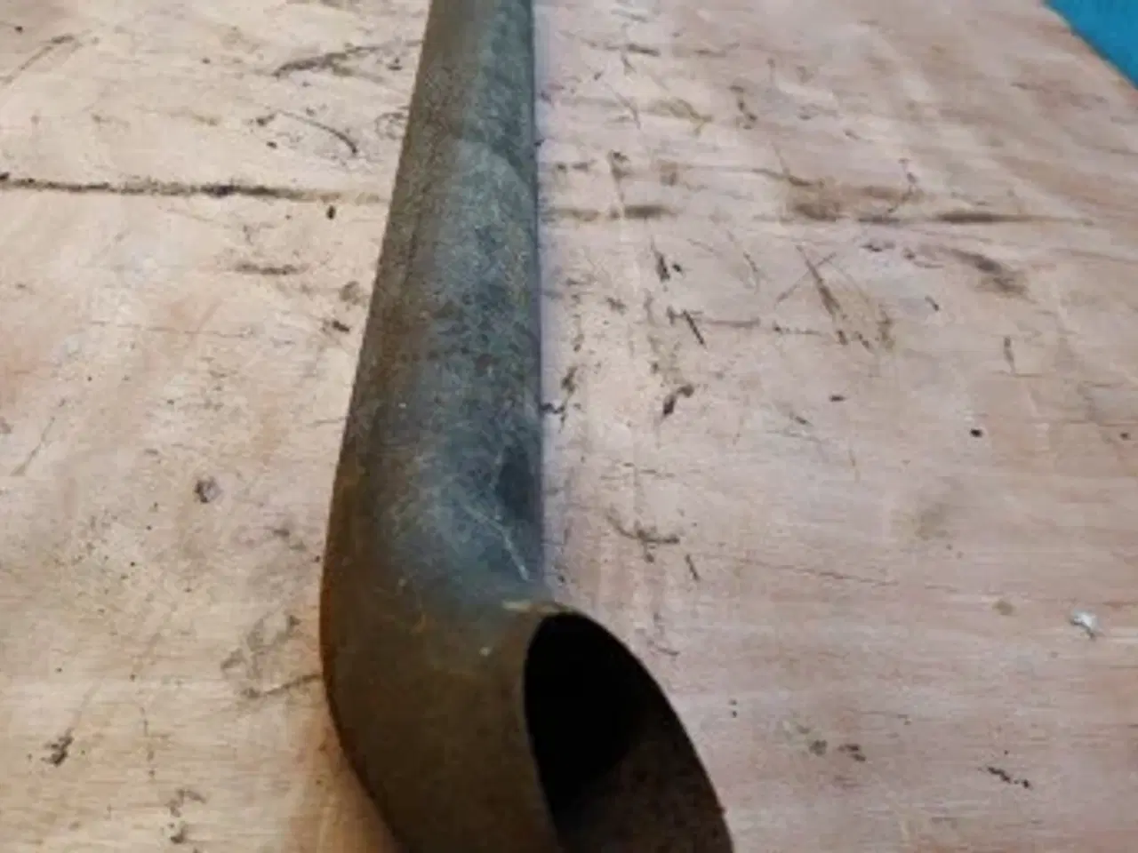 Billede 2 - Hydrema 906C Udstødningsrør 400790