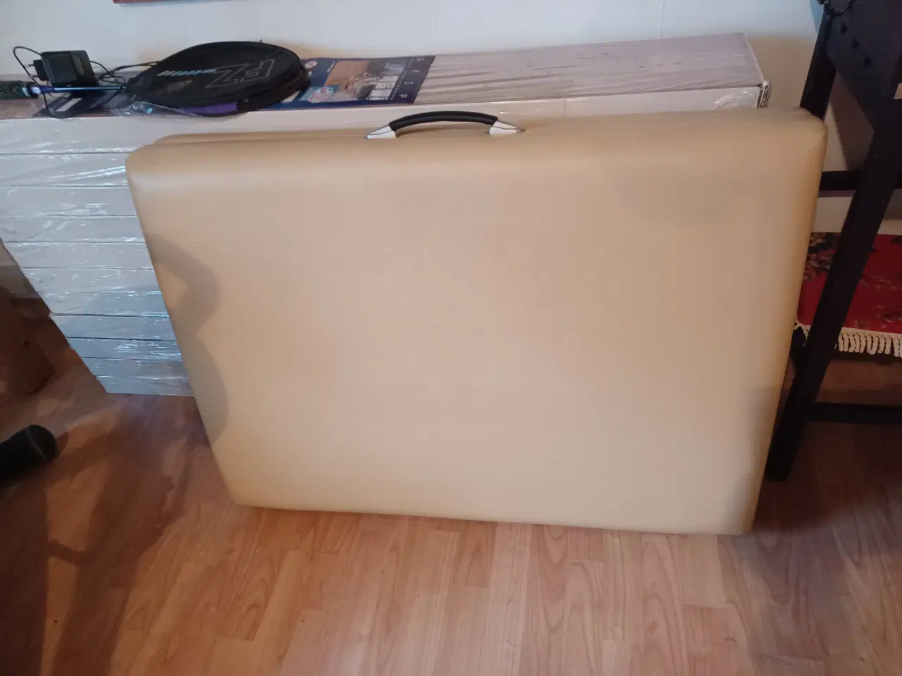 Billede 2 - Massagebriks eller ekstra seng.