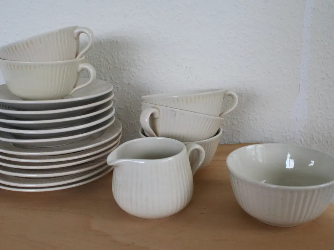 Billede 6 - Søholm. Thestel af hvidt keramik
