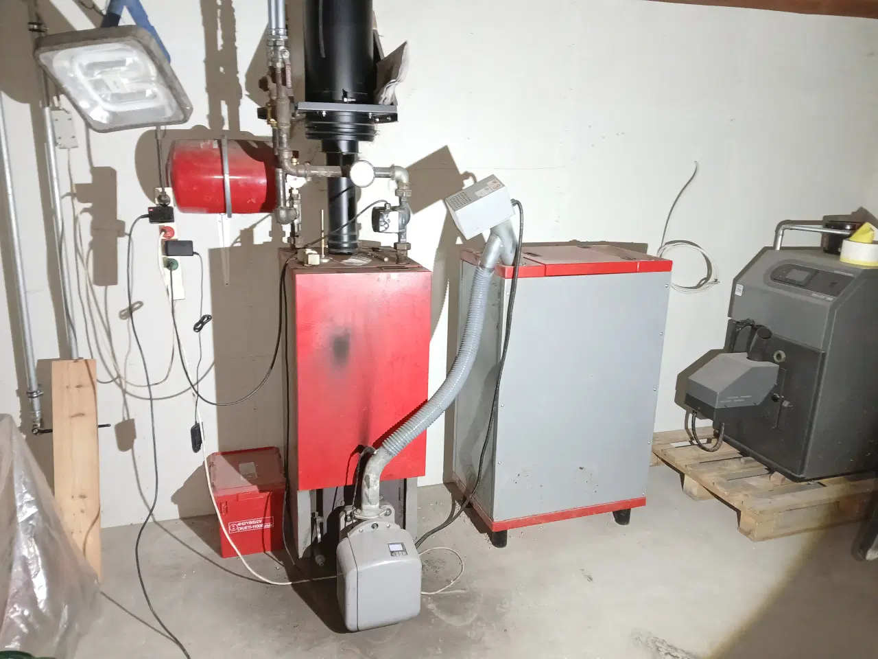 Billede 3 - Langå 25 pillefyr