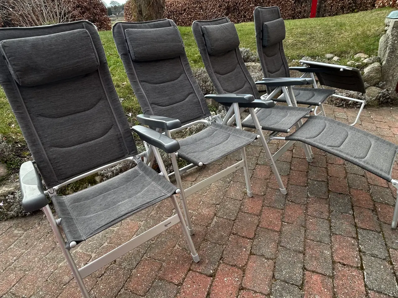 Billede 5 - 4 stk KAMPA Campingstole m/ 2 stk Fodskammel.