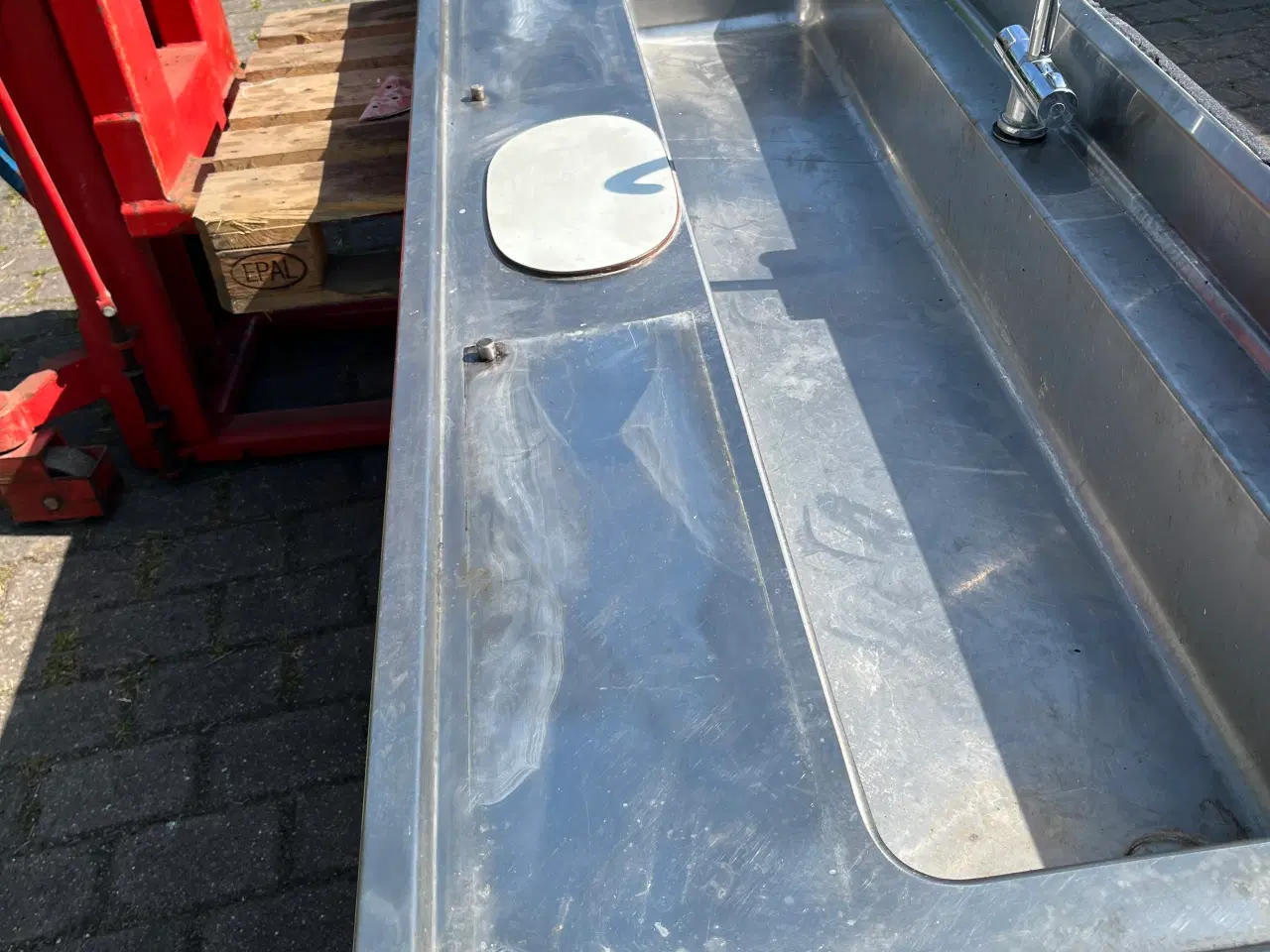 Billede 5 - Rustfri stål bord med vask