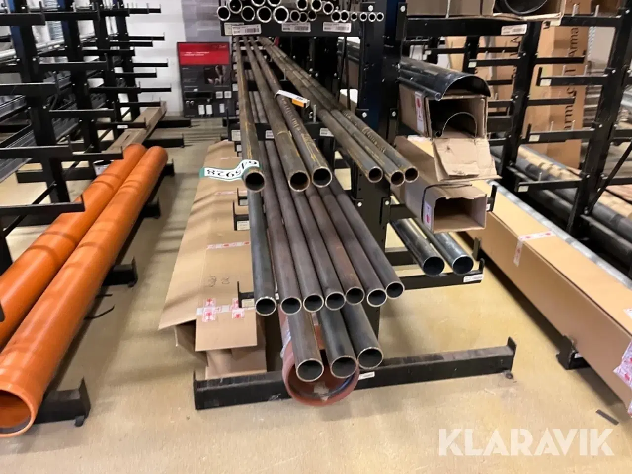 Billede 8 - Grenreol en række