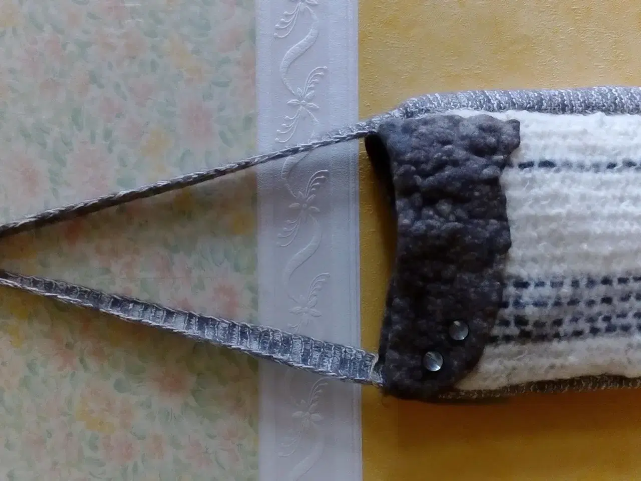 Billede 1 - Homemade taske i uld