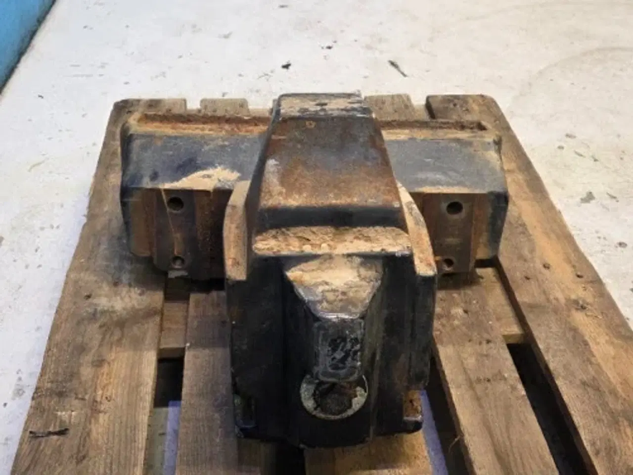 Billede 6 - Massey Ferguson 6260 Frontvægt Holder 3777687M5