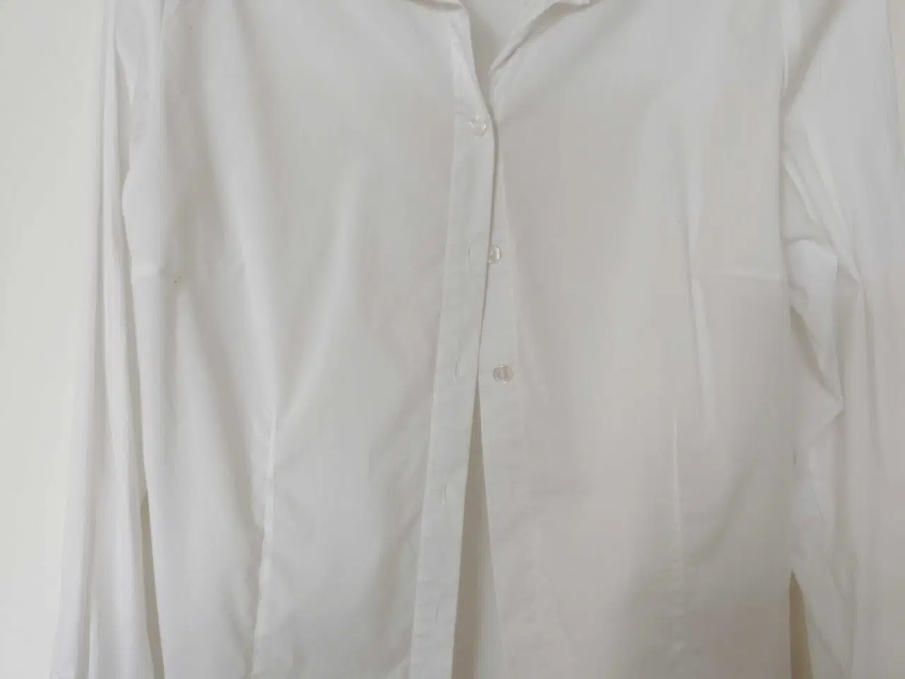 Billede 1 - 2 hvide skjorter