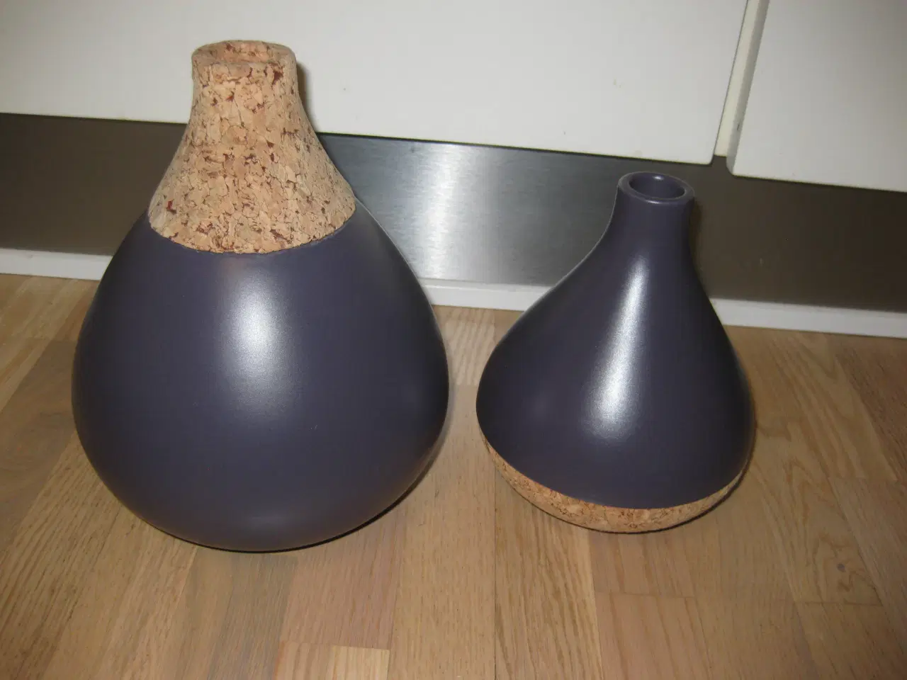 Billede 5 - 2 smarte vaser fra Bloomingville samlet