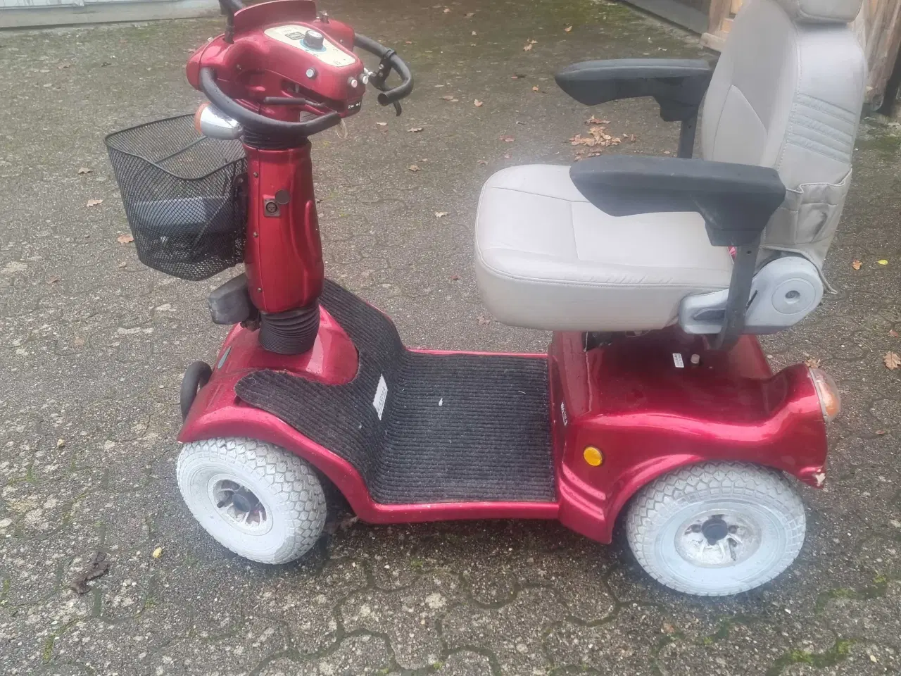 Billede 2 - 4 hjulet elscooter 