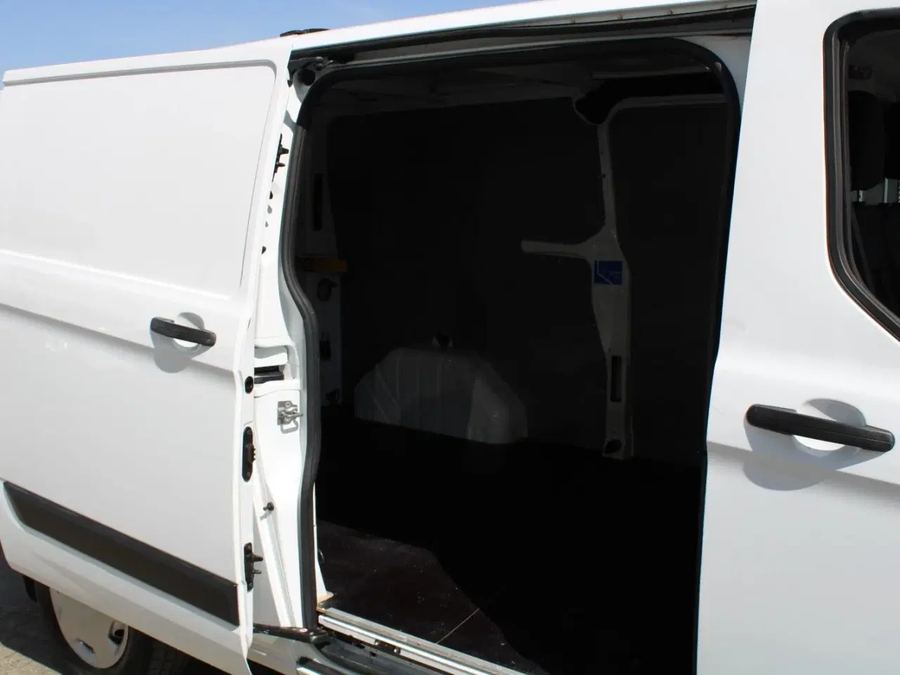 Billede 13 - Ford Transit Custom 300L 2,0 TDCi 130 Trend aut.