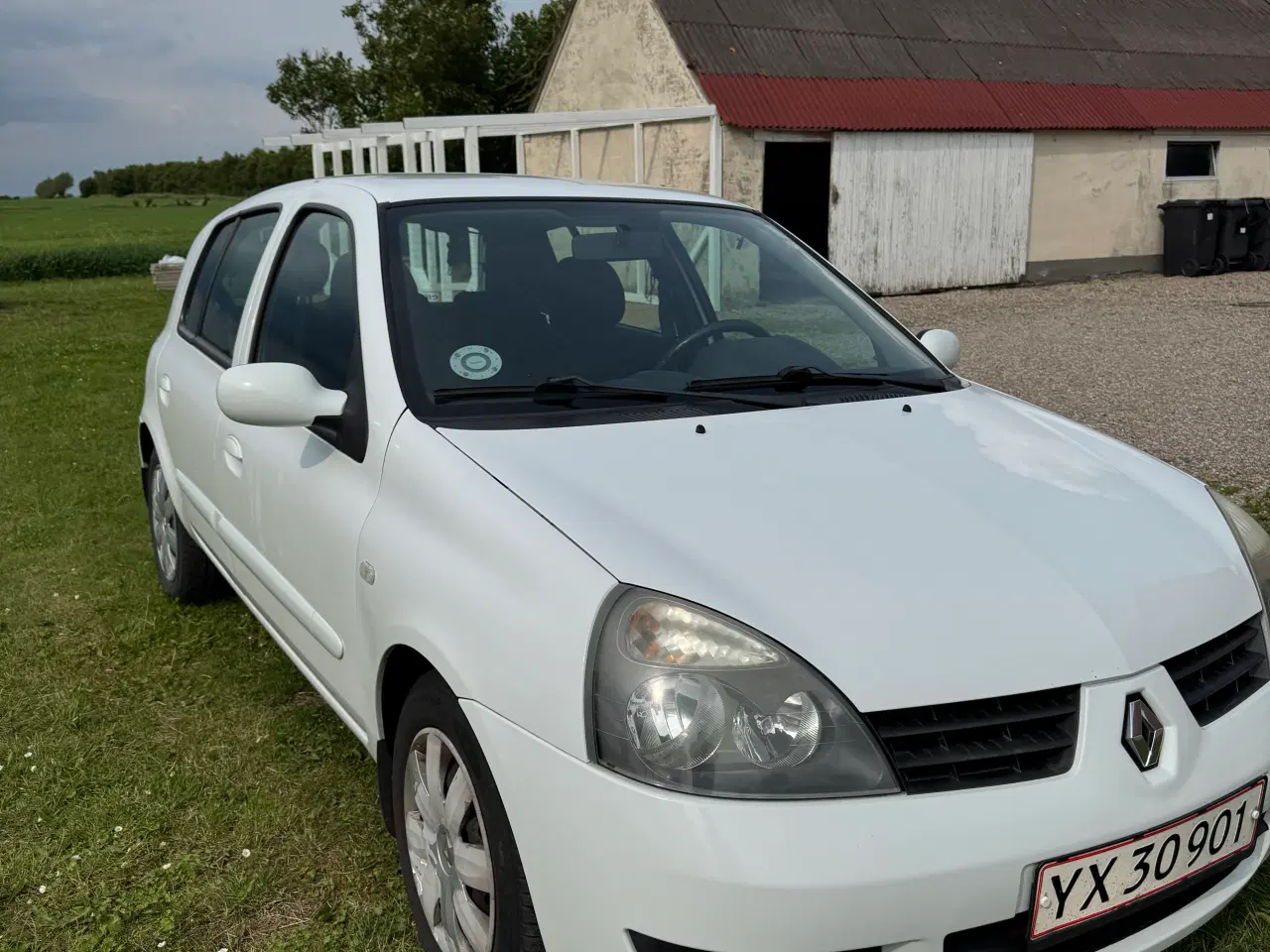 Billede 1 - Nysynet Renault Clio 1,4 16V 100 HK 2007
