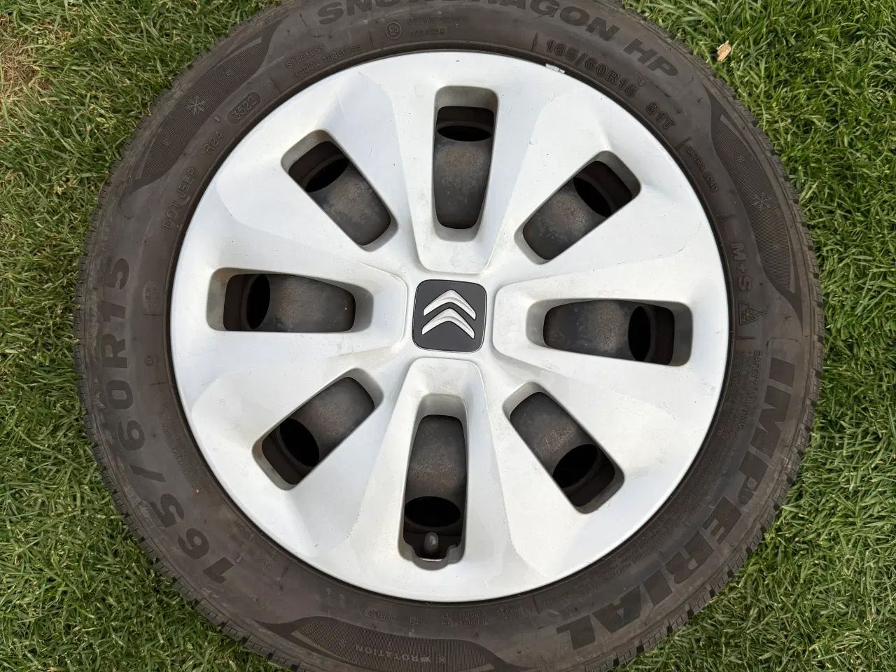 Billede 1 - Vinterhjul / Helårshjul 15” Citroen C1 