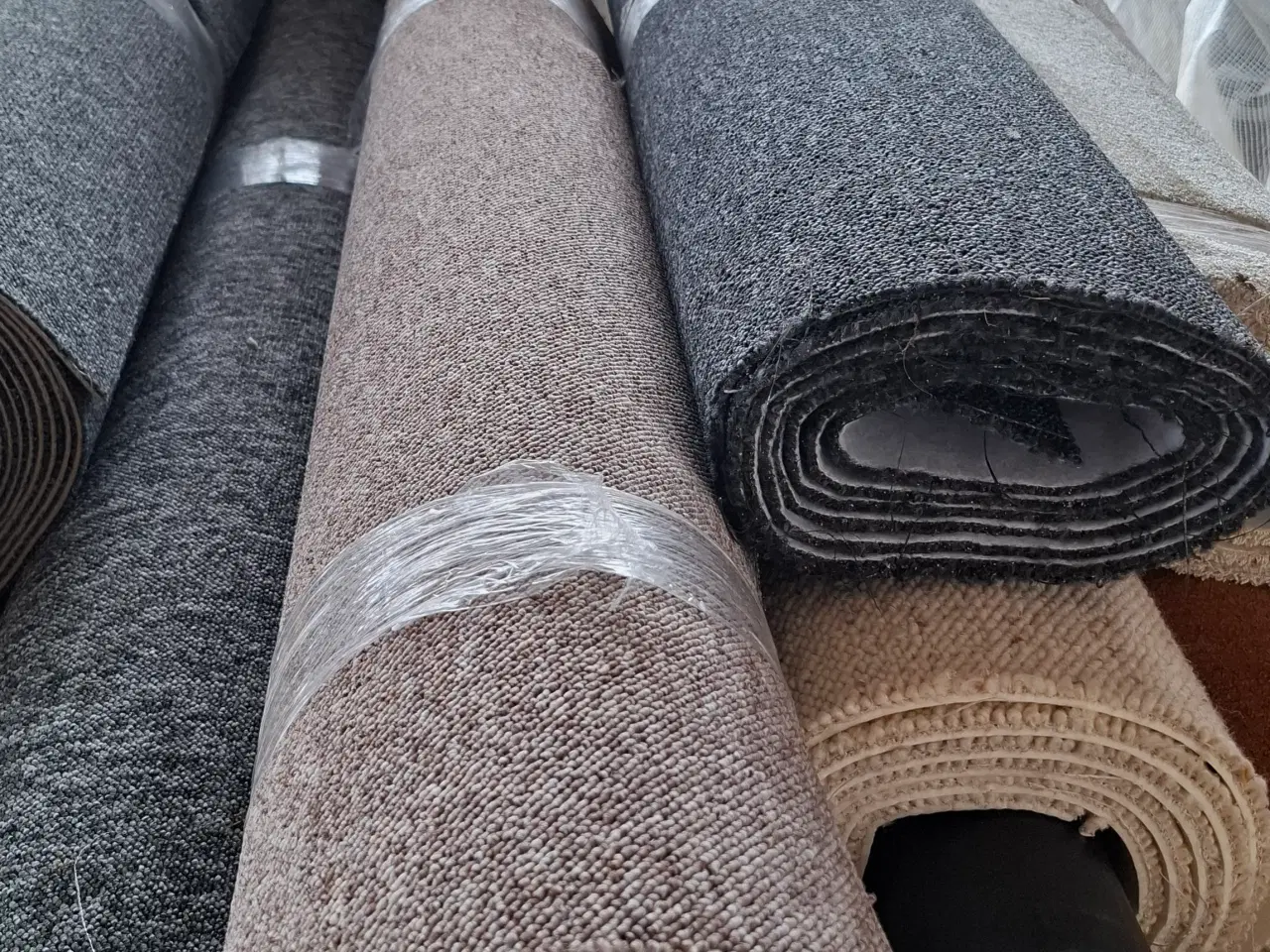 Billede 4 - Gulvtæppe Rester