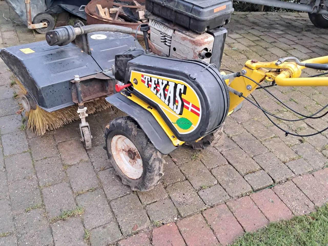 Billede 6 - Texas fejemaskine 