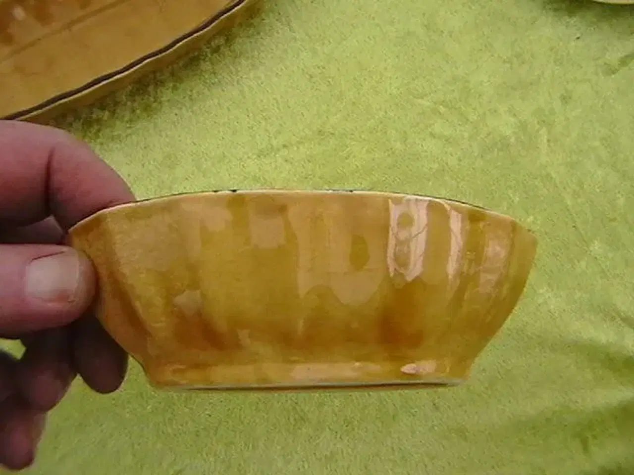 Billede 6 - RETRO Keramik skål m/ låg + 2 " assiette