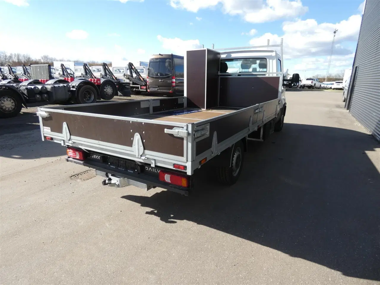 Billede 11 - Iveco Daily 35S18 4100mm 3,0 D 180HK Ladv./Chas. 8g Aut.