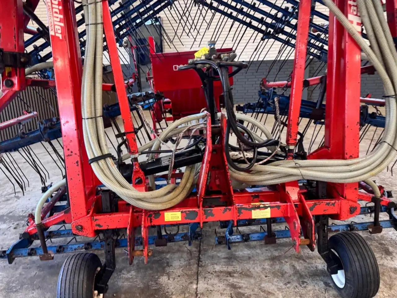 Billede 14 - Hatzenbichler 12 meter med frøudstyr