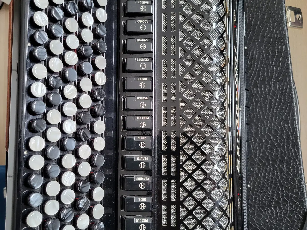 Billede 2 - Serenellini Harmonika Super