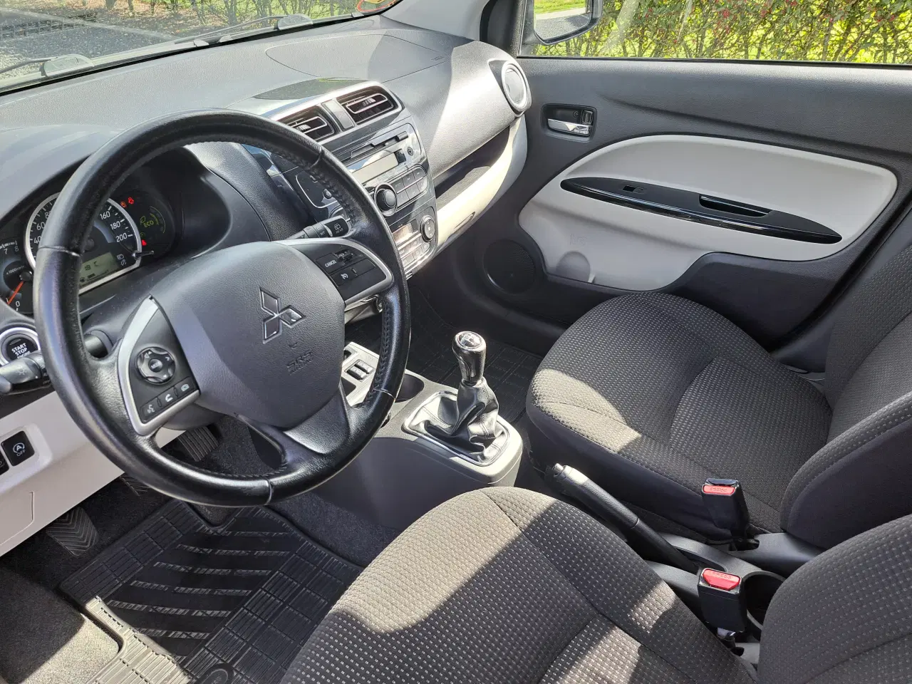 Billede 14 - Rigtig fin Mitsubishi space star 