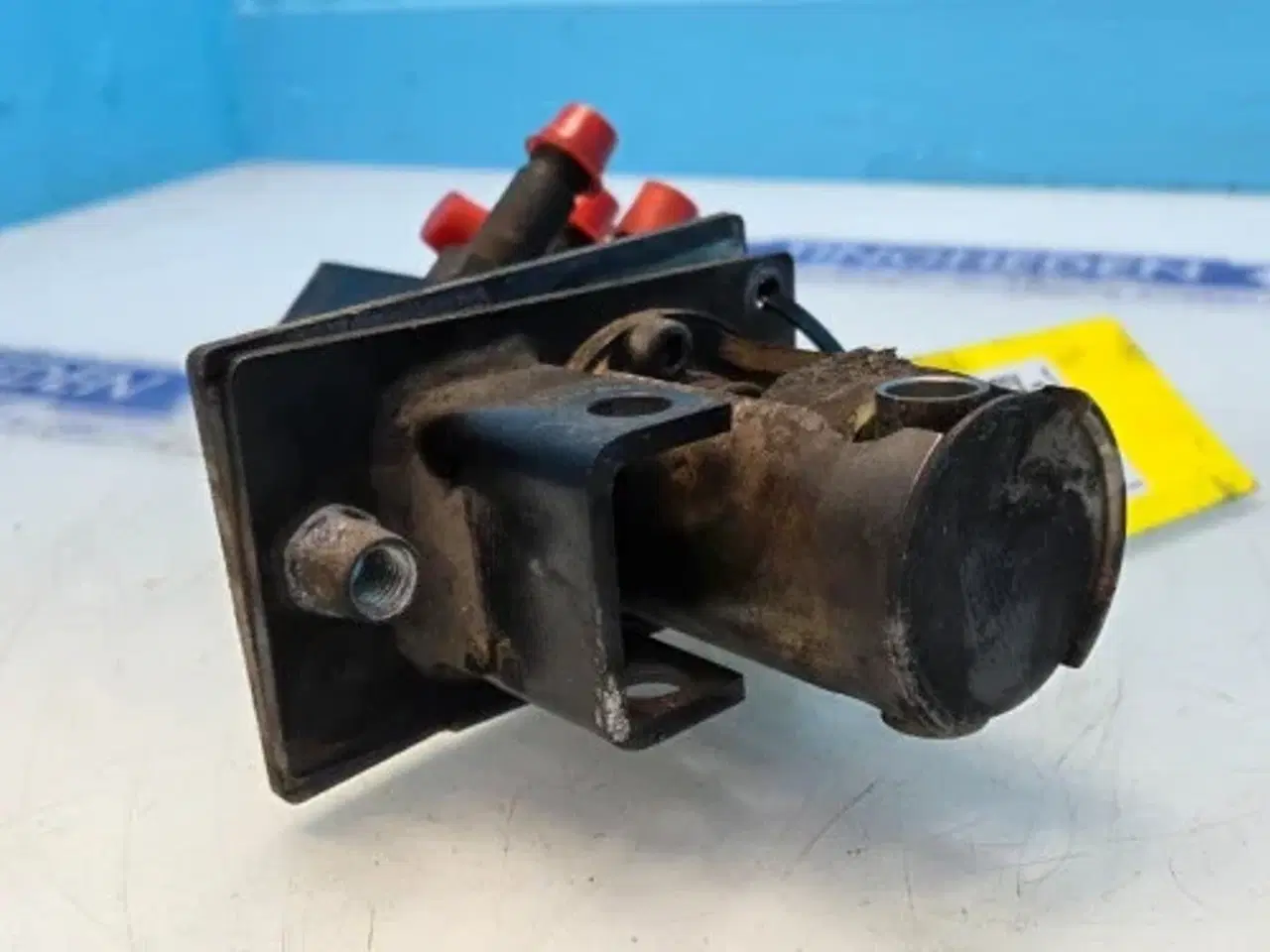 Billede 11 - Bobcat  TL38.70X  Hydraulikventil 7311507