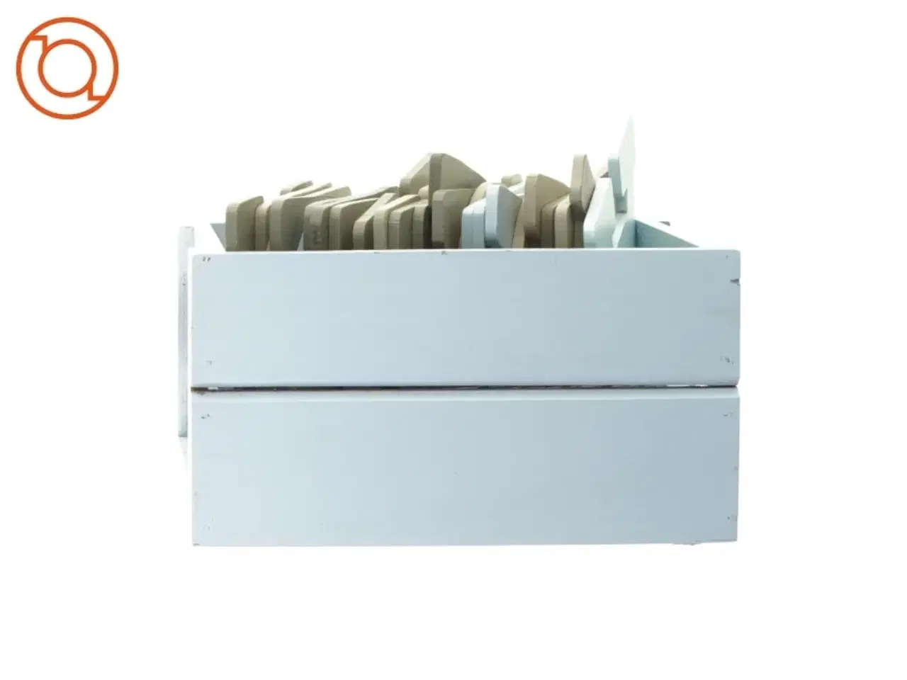 Billede 2 - Kasse med bogstaver (str. 22 x 15 x 12 cm)