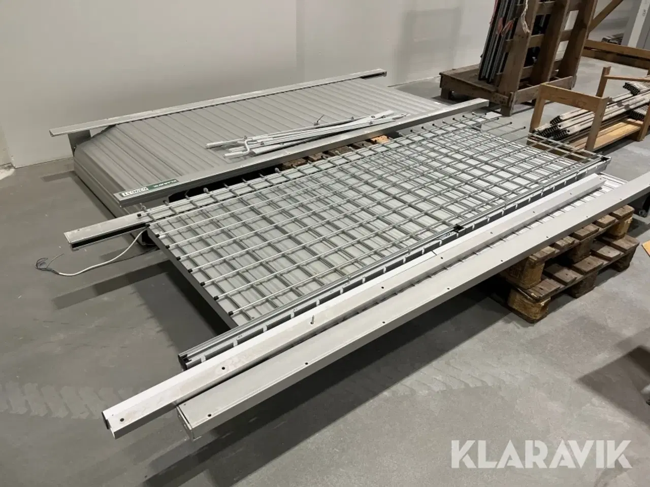 Billede 1 - Elektrisk alu port Alux 2 stk