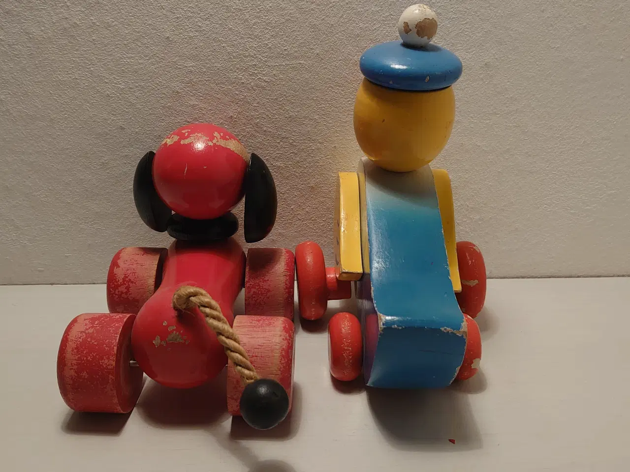 Billede 4 - 2 stk vintage trækdyr i træ. Walter og Kouvalias.