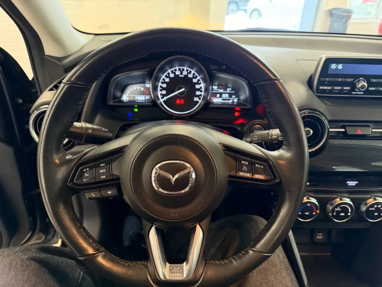 Billede 9 - Mazda 2 1,5 Vision 90HK 5d