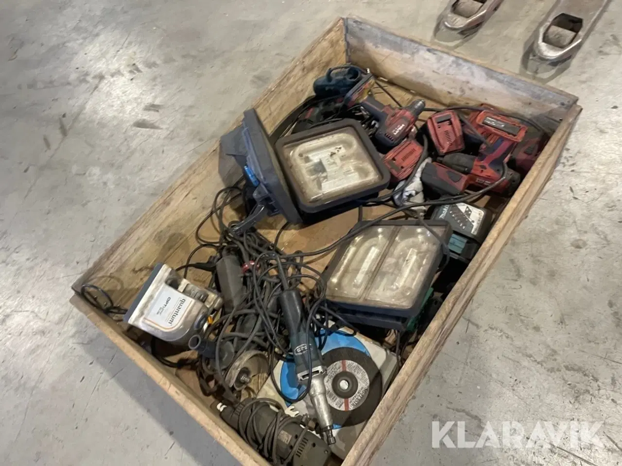 Billede 2 - Blandet værktøj og lamper