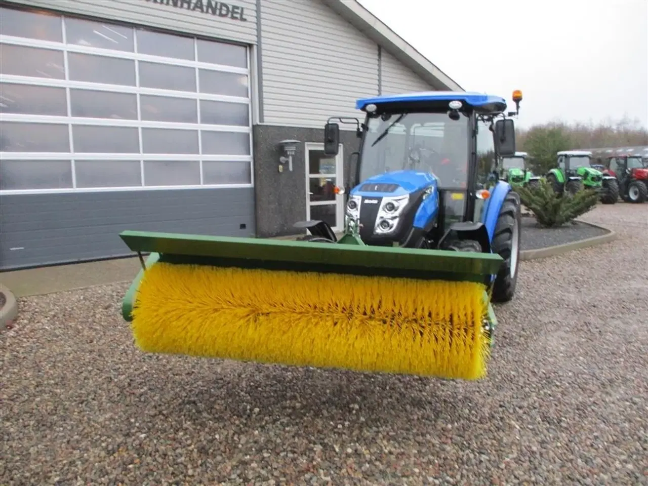 Billede 9 - Solis 60 Med frontlift, frontPTO og Thyregod kost