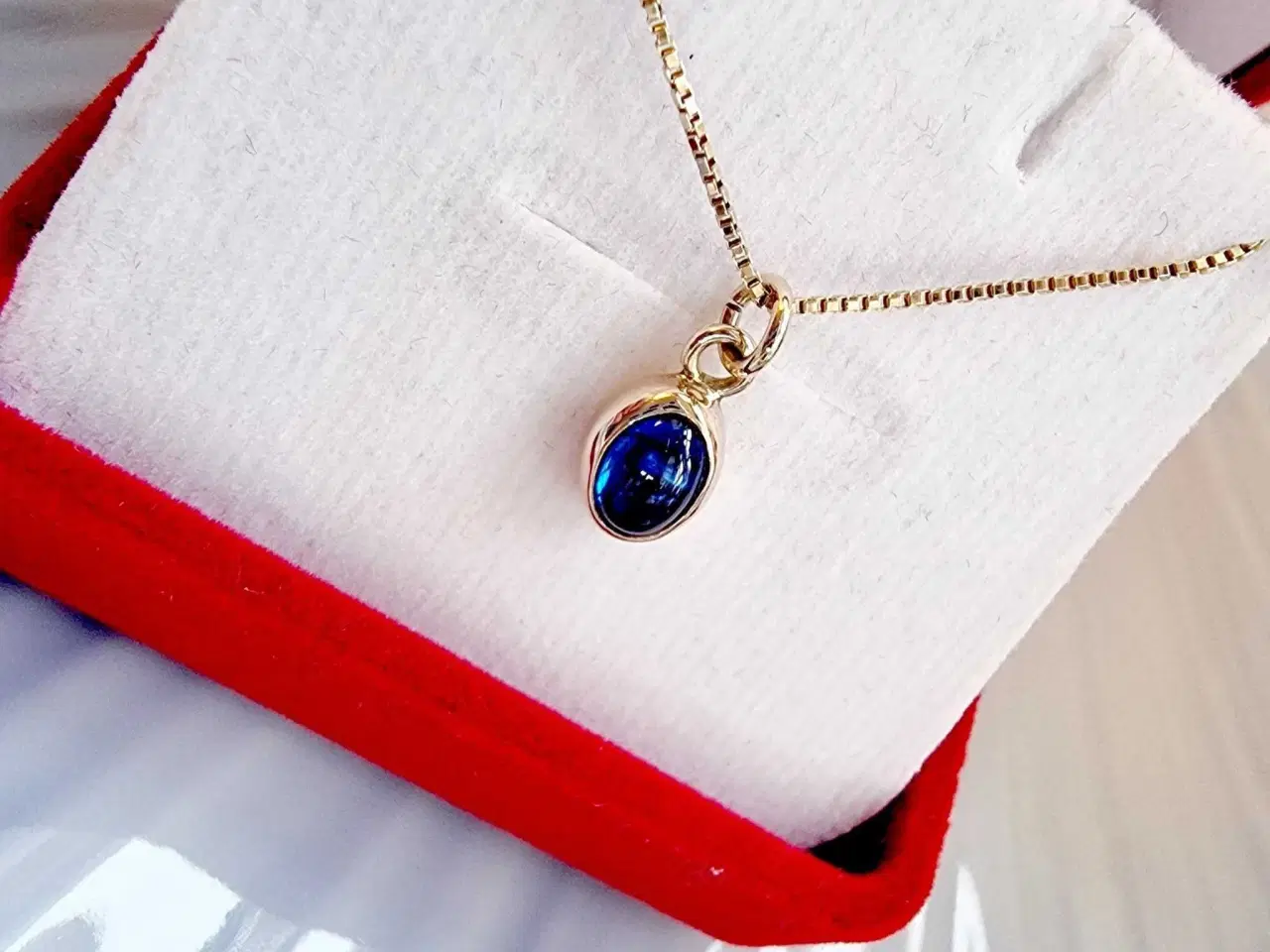 Billede 2 - Flotte 14 karat kæde og smukt lille vedhæng