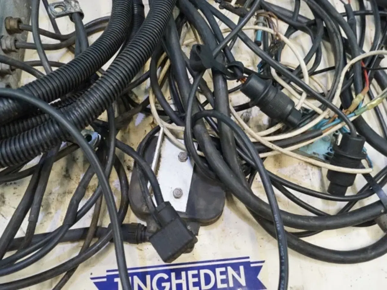 Billede 2 - New Holland 4860S Ledningsnet