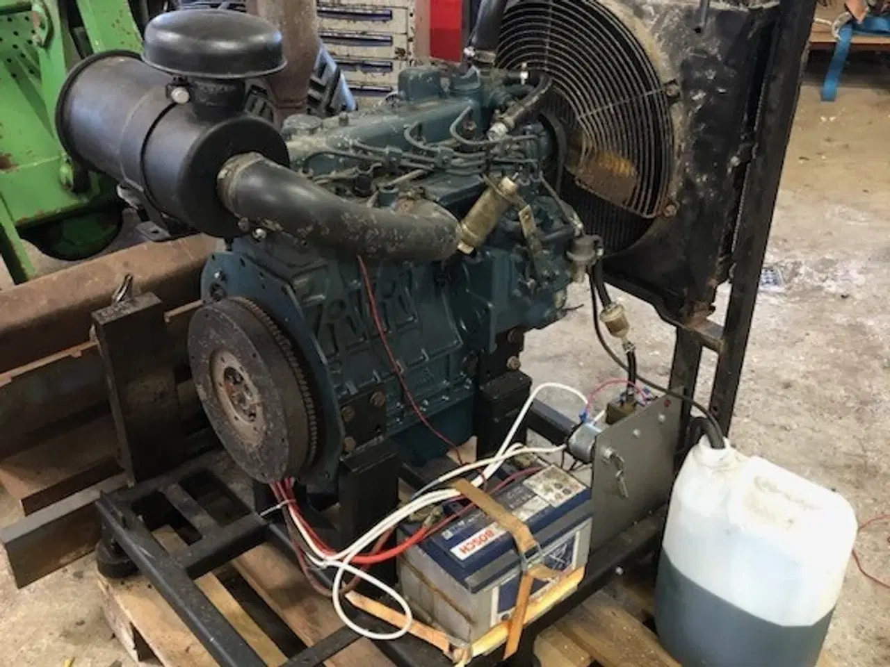 Billede 5 - kubota v1305 motor