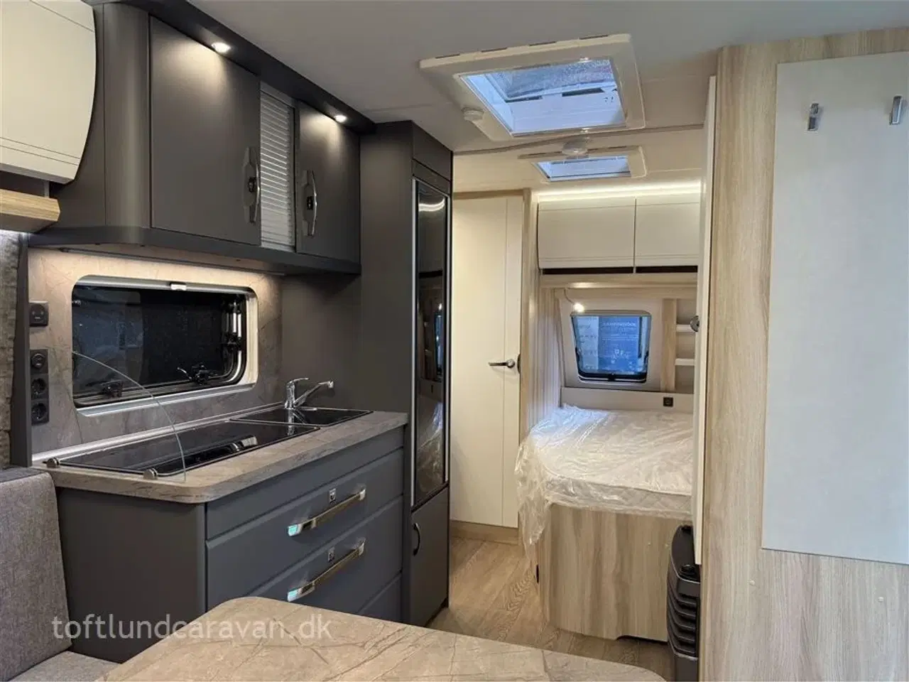 Billede 3 - 2026 - Hobby De Luxe 460 UFe   NY 2026 DK-Line SNART PÅ LAGER, hør nærmere. Masser af lækkert udstyr er med i prisen!