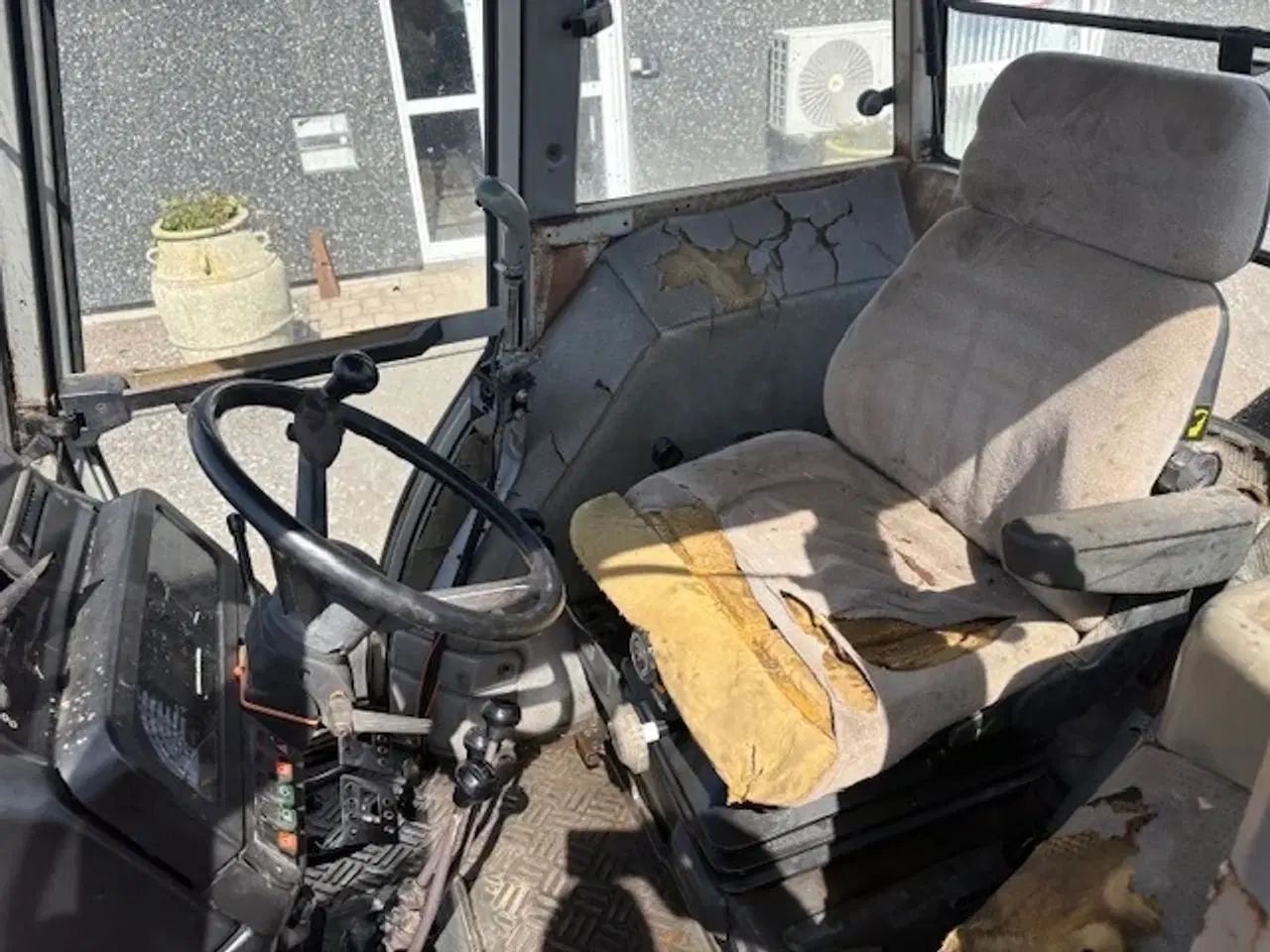 Billede 12 - Massey Ferguson 375 M. HAUER POM 90 FRONTLÆSSER