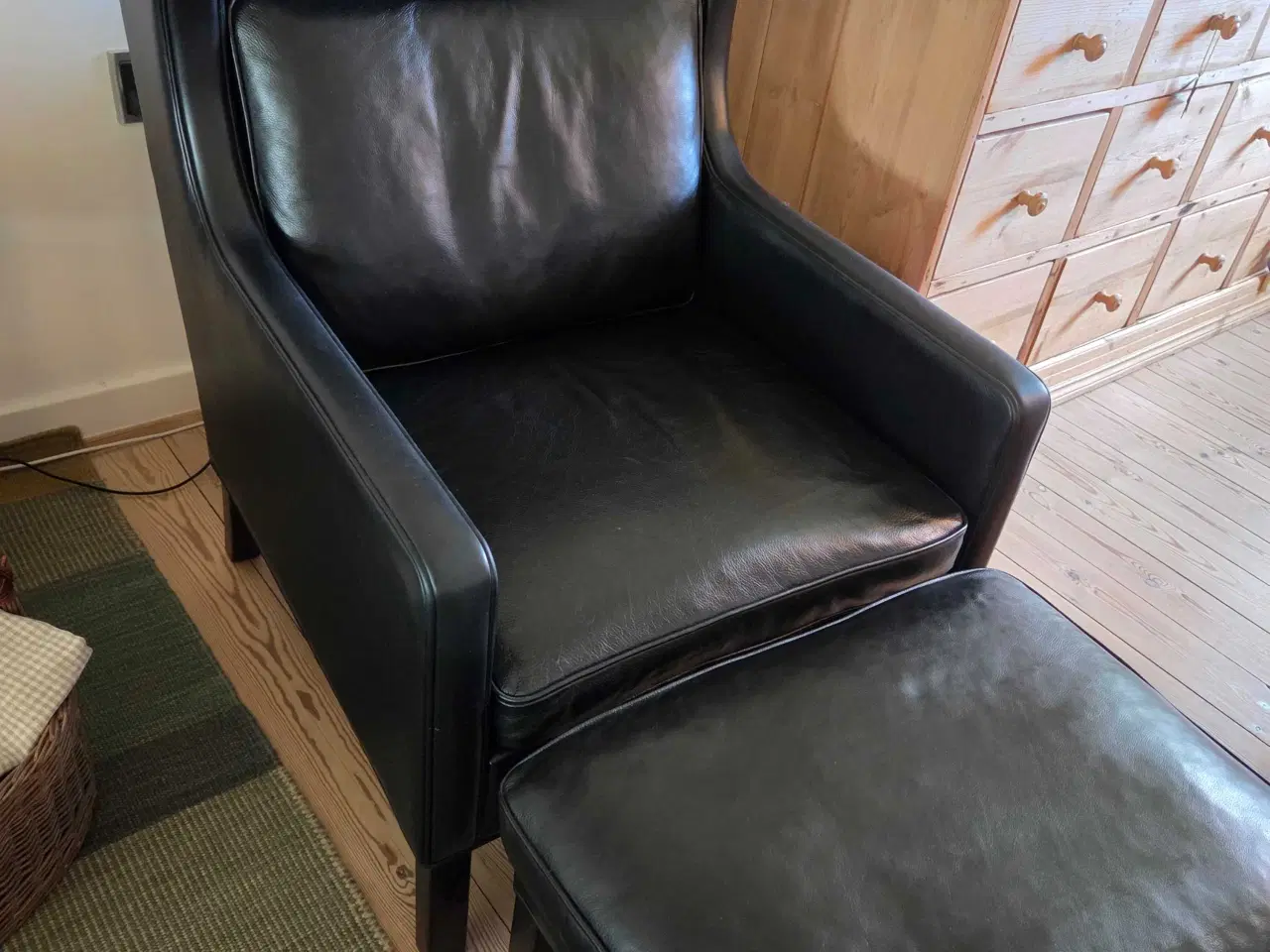 Billede 1 - Øreklapstol med skammel og sofa fra Grand Design 