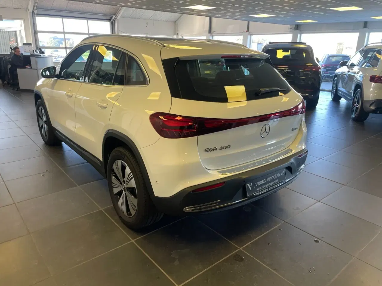 Billede 3 - Mercedes EQA300  Progressive 4Matic