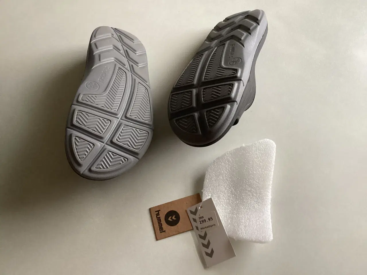 Billede 3 - Nye Hummel badesandaler