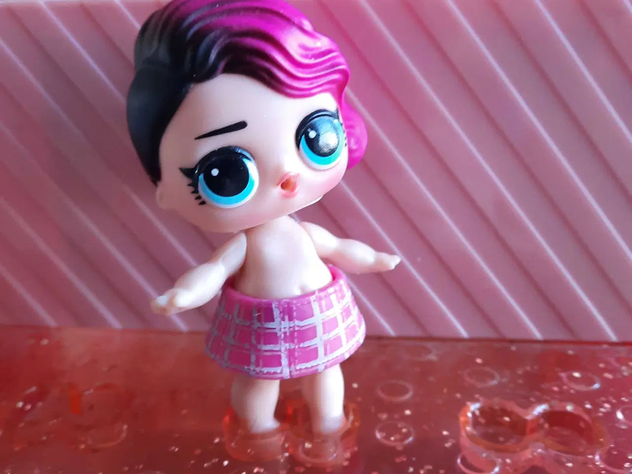 Billede 3 - LOL transporthus med figurer mm