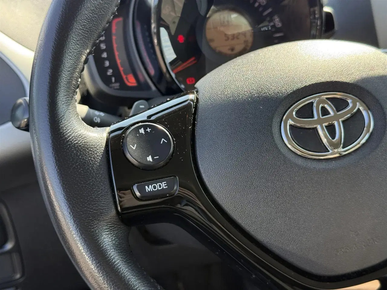 Billede 11 - Toyota Aygo 1,0 VVT-I X-Play + X-Touch X-Shift 69HK 5d Aut.