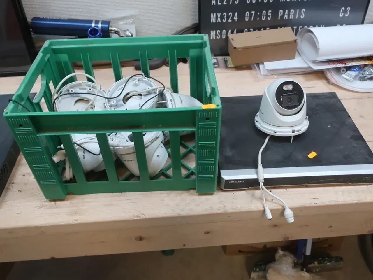 Billede 1 - Video recorder HIKVISION med 6 stk. kamera