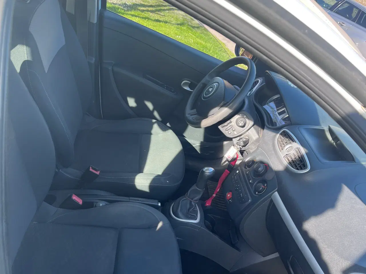 Billede 6 - RENAULT CLIO  ÅRG 10