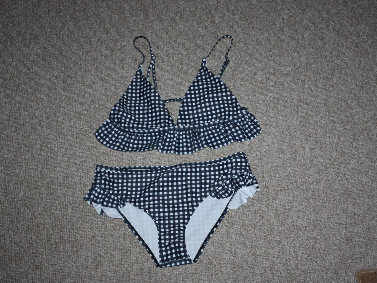 Billede 1 - Badetøj Bikini str. S