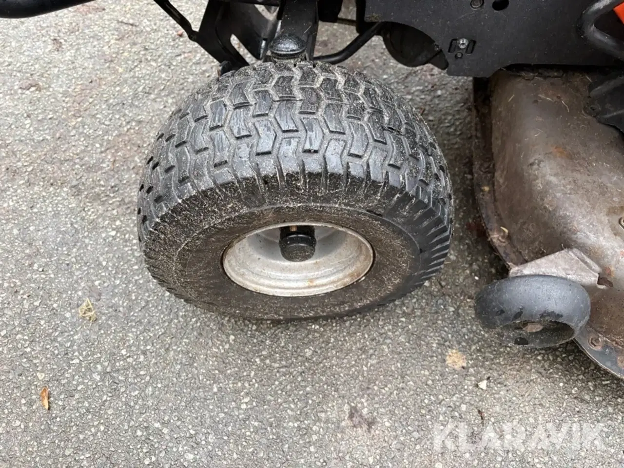 Billede 7 - Græsslåmaskine Husqvarna TS242