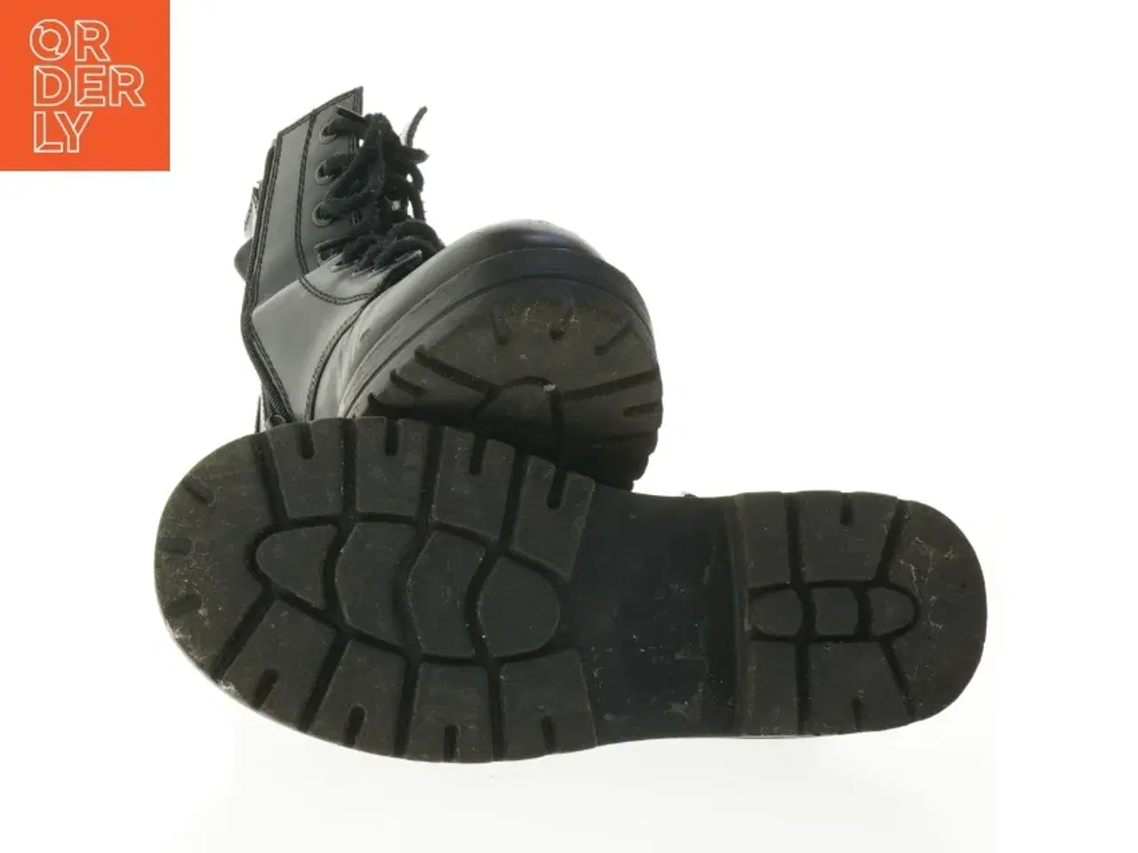 Billede 3 - Sort støvle med snørebånd fra Soda (str. Længde, 28 cm)