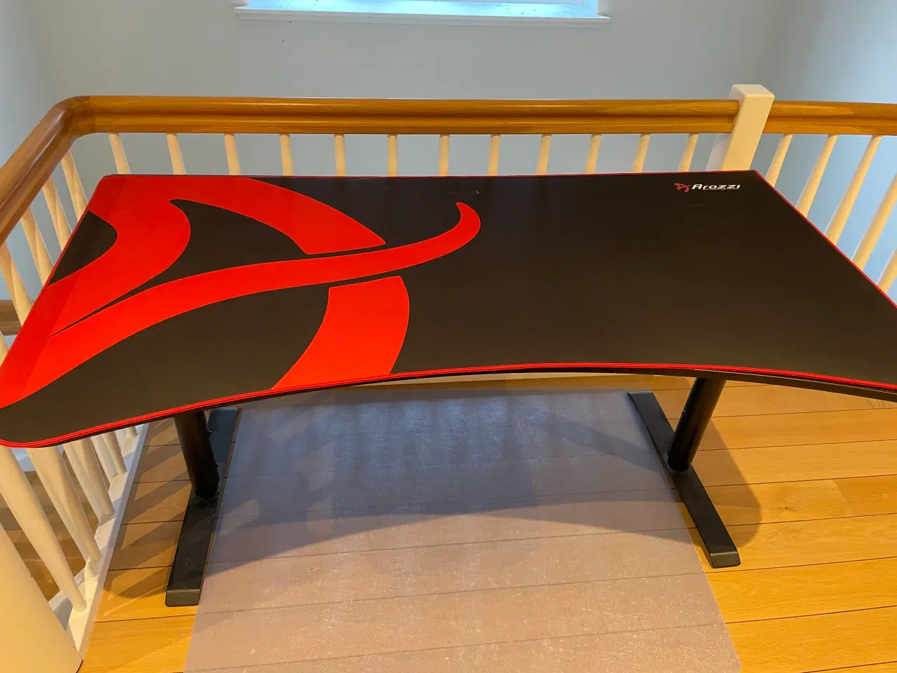 Billede 2 - Arozzi Arena Gaming Desk - Black Står som nyt